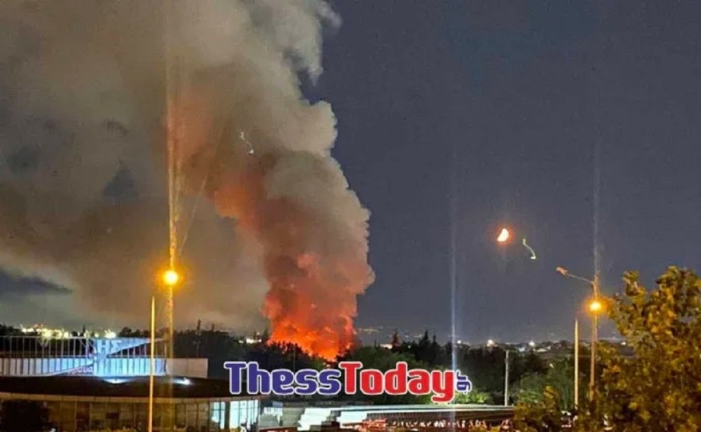 Φωτιά στο στρατόπεδο Καρατάσιου στην Θεσσαλονίκη