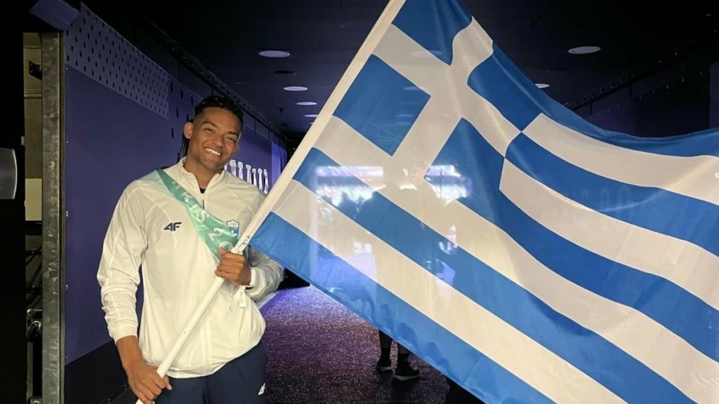 Εμμανουήλ Καραλής: Το μήνυμα του σημαιοφόρου της Ελλάδας στην τελετή λήξης των Ολυμπιακών Αγώνων 2024