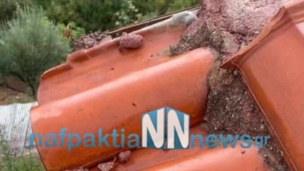 Τρόμος για ζευγάρι ηλικιωμένων στην Ναυπακτία – Έπεσε κεραυνός στο σπίτι τους