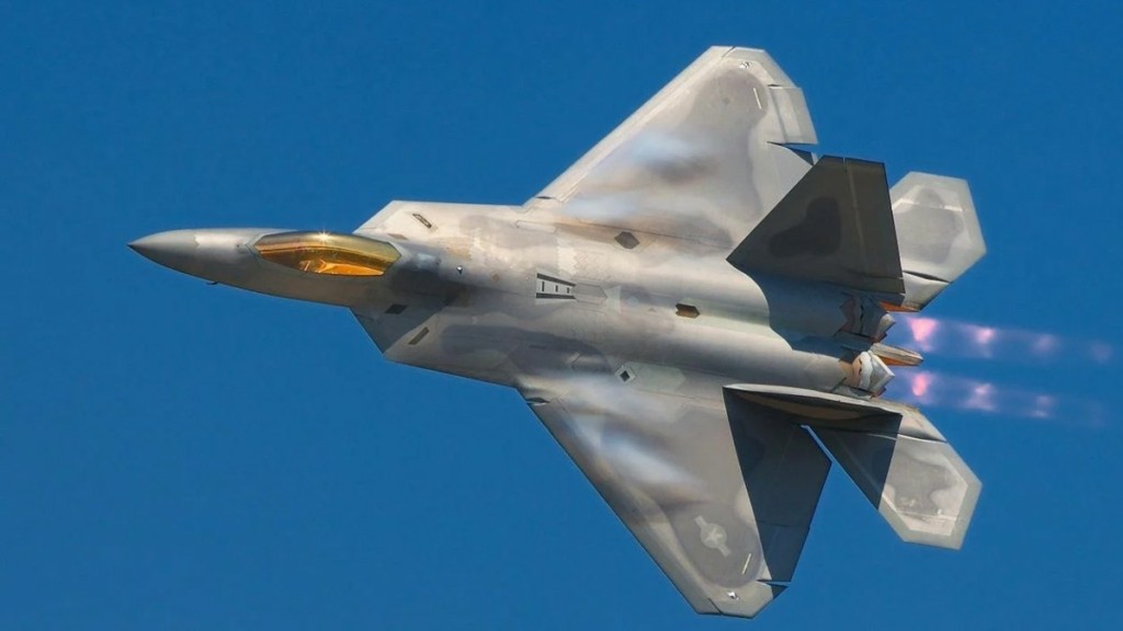 ΗΠΑ: Στέλνουν τα μαχητικά αεροσκάφη F-22 Raptor στη Μέση Ανατολή