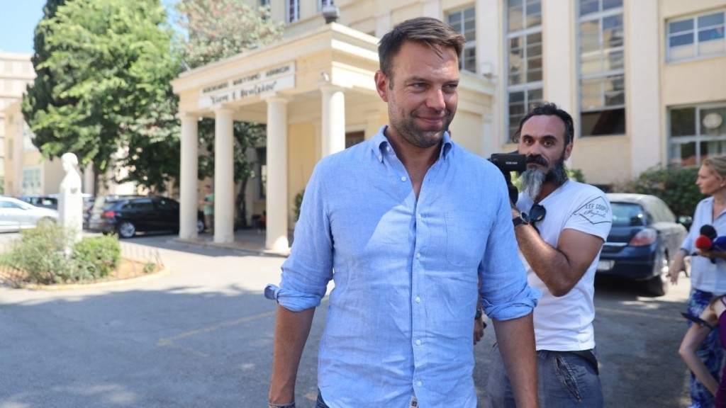 Κασσελάκης: Το δημόσιο σύστημα υγείας έχει διαλυθεί με επιλογή, προφανώς, πολιτική