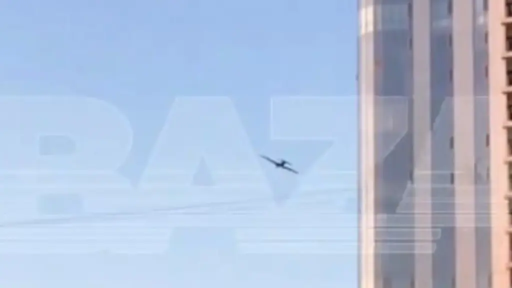 Η στιγμή που ουκρανικό drone χτυπά συγκρότημα κατοικιών στο Σαράτοφ της Ρωσίας – Βίντεο Ντοκουμέντο