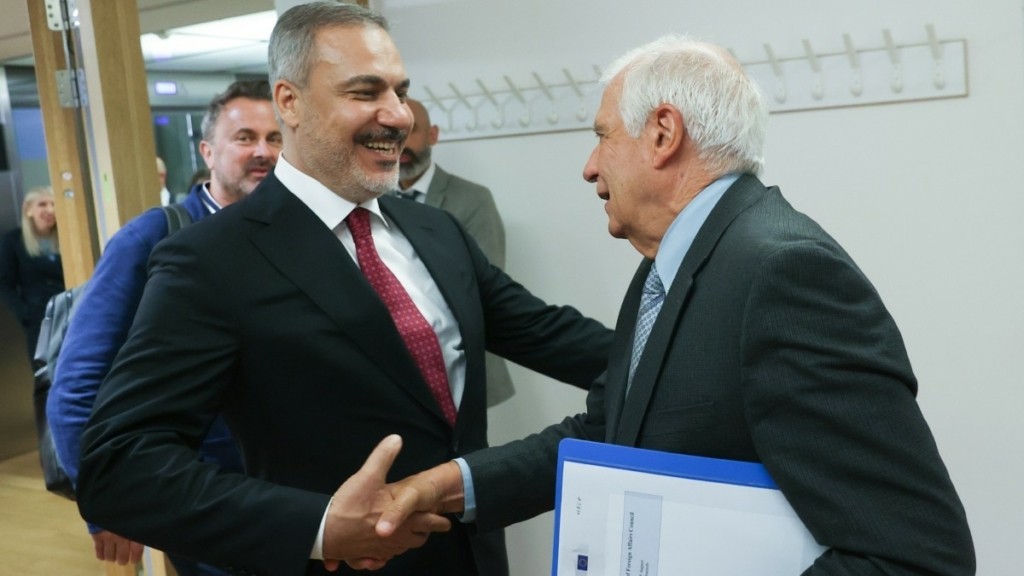 Φιντάν: «Η σύνδεση του Kυπριακού με τις ευρωτουρκικές σχέσεις δεν θα φέρει αποτελέσματα»