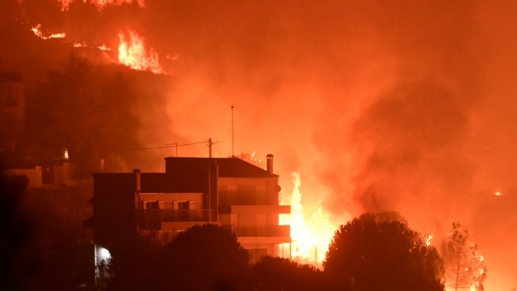 Φωτιές στην Αττική: 649 πολίτες φιλοξενήθηκαν σε ξενοδοχεία της Αττικής