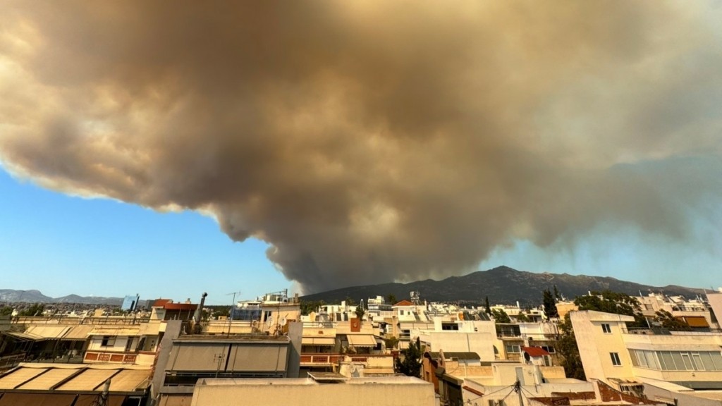 Πυρκαγιά: Πολύ υψηλός κίνδυνος και για αύριο σε τρεις περιφέρειες