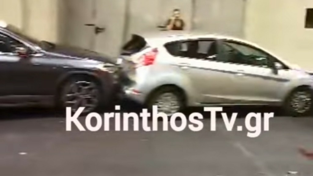 Καραμπόλα τεσσάρων οχημάτων στο τούνελ της Κακιάς Σκάλας (video)