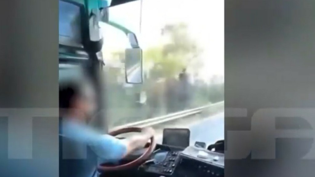 Κέρκυρα: Τέθηκε σε διαθεσιμότητα ο οδηγός του λεωφορείου που έβριζε τουρίστες