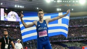 Αθλητικές μεταδόσεις: Μίλτος Τεντόγλου και Παγκόσμιο Κύπελλο Συλλόγων ξεχωρίζουν