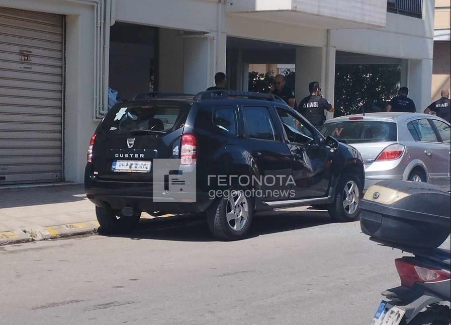 Νέα Ιωνία Βόλου: Άνδρας έπεσε από τον 4ο όροφο πολυκατοικίας πάνω σε καπό τζιπ