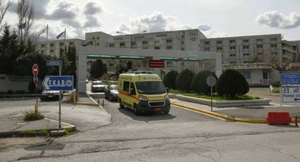 Ηράκλειο: Άνδρας τυλίχθηκε στις φλόγες σε βενζινάδικο – Μεταφέρθηκε με εγκαύματα στο νοσοκομείο