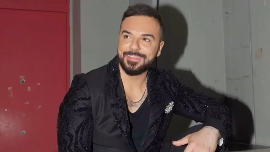 Τριαντάφυλλος: «Αν δεν υποχωρήσει θα χειρουργηθώ» – Η εξομολόγηση για την υγεία του