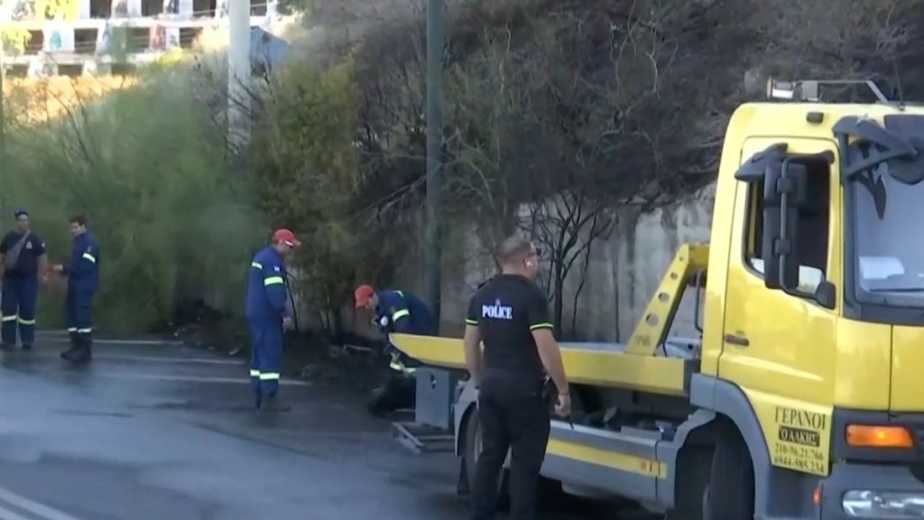 Κορωπί: Φωτιά έπειτα από τροχαίο δυστύχημα – Νεκρός 40χρονος μοτοσικλετιστής