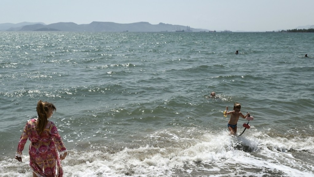 Καιρός: Σήμερα η πιο δροσερή ημέρα των τελευταίων 46 ημερών – Στους 36.3°C η μέγιστη θερμοκρασία