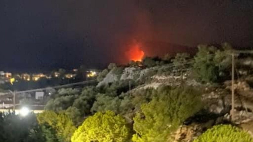 Φωτιά τώρα στη Ρόδο – Κινδυνεύουν σπίτια στον Αρχάγγελο