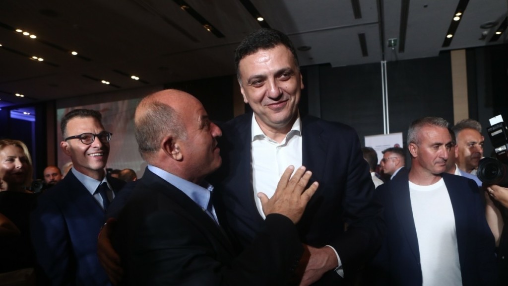 Κικίλιας: «Οι πυροσβέστες φέτος δεν ήταν μόνοι τους»