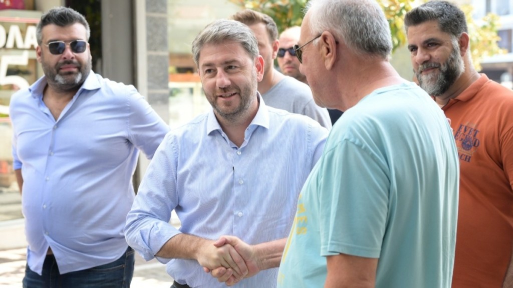 Ανδρουλάκης: «Ο ελληνικός λαός πρέπει να επιλέξει: Υποσχέσεις ή πολιτική αλλαγή;»
