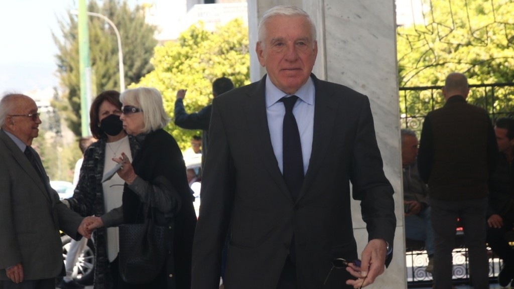 Αθώοι λόγω αμφιβολιών ο Γιάννος Παπαντωνίου και η σύζυγος του