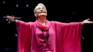 Μαρινέλλα: Την Τρίτη 31/3 στην Μητρόπολη Αθηνών η κηδεία της τεράστιας ερμηνεύτριας – Σε λαϊκό προσκύνημα η σορός της