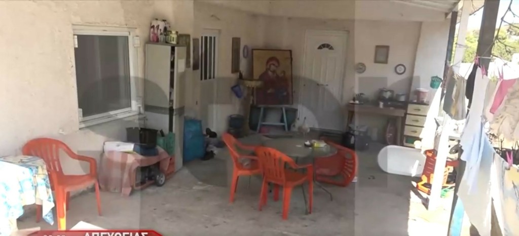 Παλαιοχριστιανοί: Ελεύθερο το ζευγάρι μετά την απολογία του – Εικόνες από το σπίτι που κρύβονταν