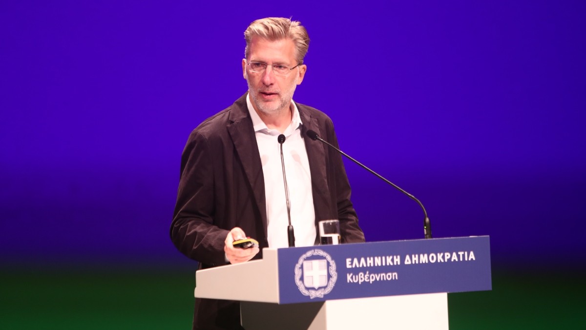 Άκης Σκέρτσος: Έρχονται επιπλέον 12 αυξήσεις σε μισθούς και συντάξεις