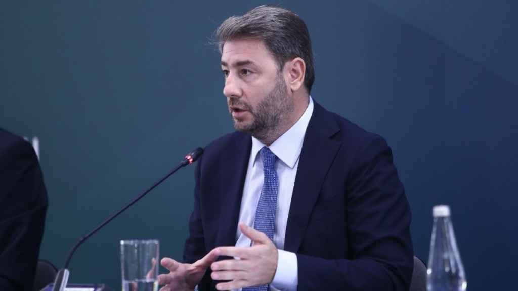 Ανδρουλάκης: «Είμαστε έτοιμοι να κάνουμε το μεγάλο βήμα αντιμετωπίζοντας ευθέως τη συντηρητική παράταξη»
