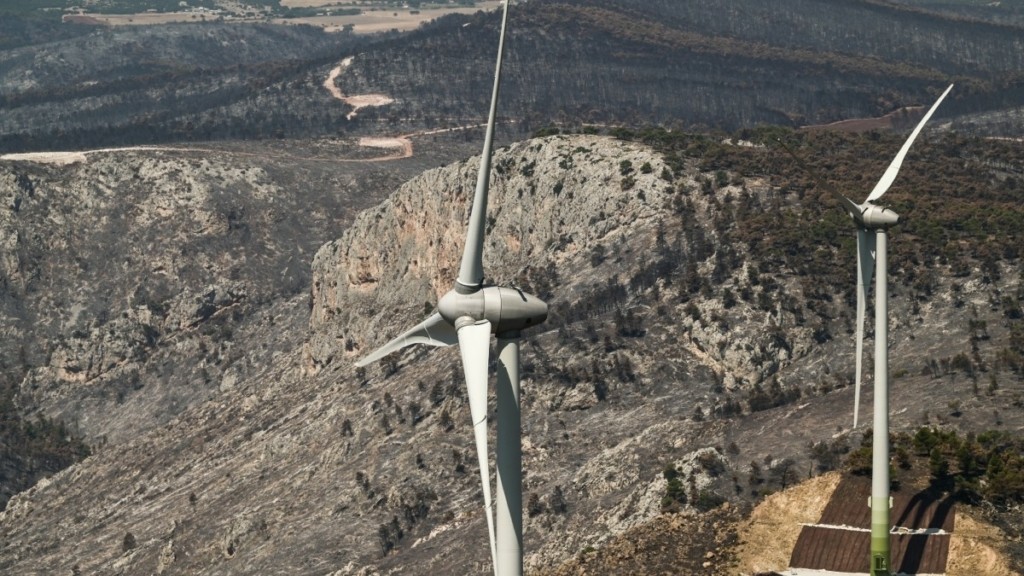ΕΛΕΤΑΕΝ: Σημαντική και μόνιμη μείωση του κόστους ρεύματος από τις Ανανεώσιμες Πηγές Ενέργειας