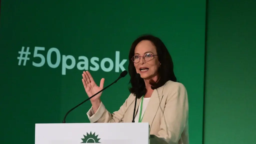 Άννα Διαμαντοπούλου: Από τη Δευτέρα προτεραιότητα έχει η πολιτική για την χώρα και την παράταξη