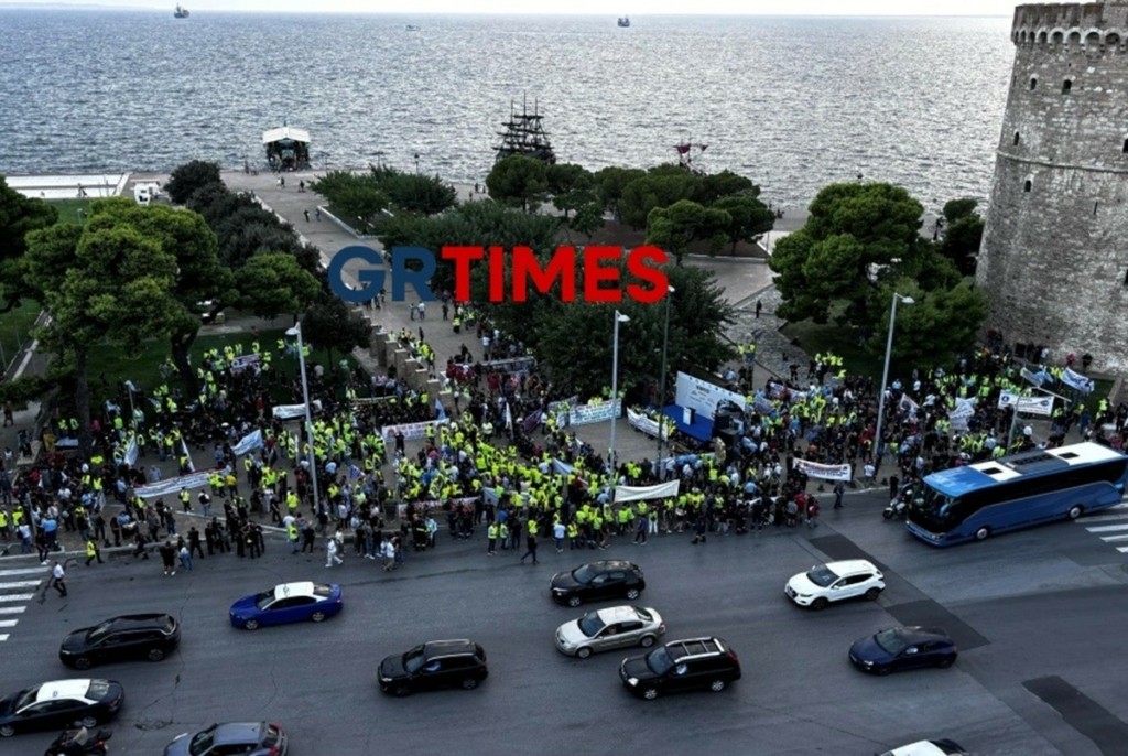 Θεσσαλονίκη: Συγκέντρωση διαμαρτυρίας και πορεία ενστόλων στο κέντρο της πόλης
