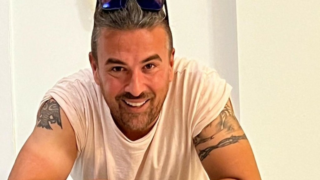 Γιάννης Αϊβάζης – Μετακομίζει σε νέο σπίτι, μετά τον χωρισμό από τη Μαρία Κορινθίου (pic)