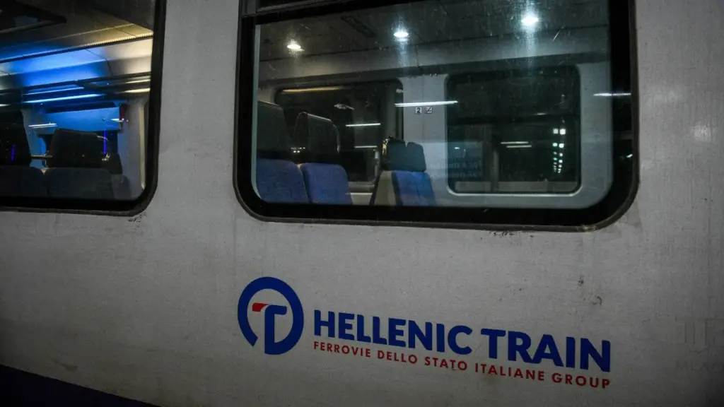 Hellenic Train: Διακόπηκε λόγω πυρκαγιάς η κυκλοφορία στη γραμμή Κιάτο – Πειραιάς – Κιάτο