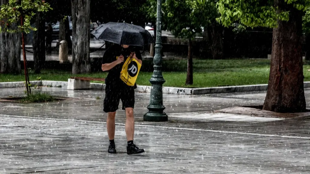 Καιρός: Απότομη στροφή δείχνουν τα προγνωστικά για το Σαββατοκύριακο – Οι προγνώσεις των Κολυδά και Μαρουσάκη