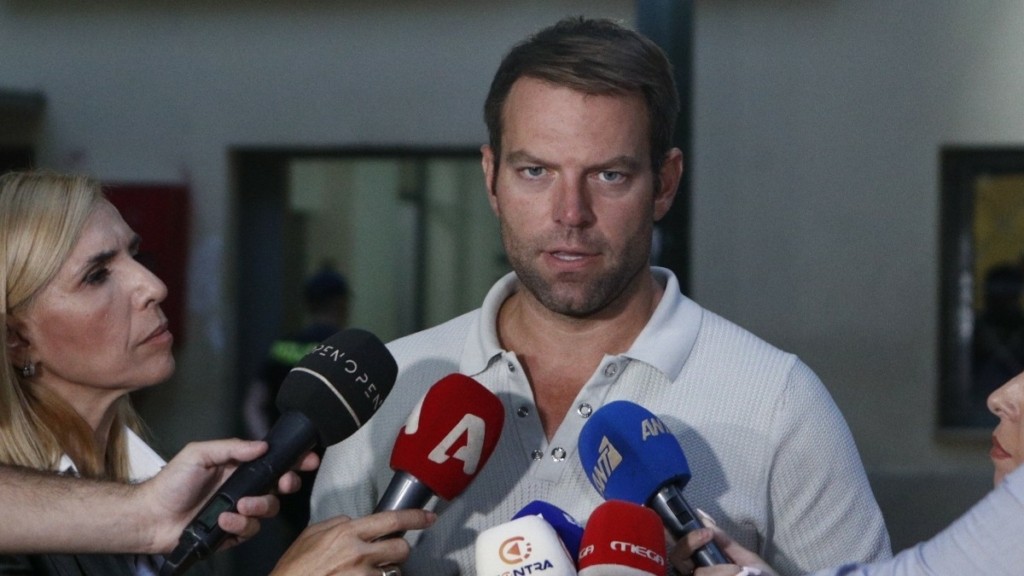 Στέφανος Κασσελάκης: Επισκέφτηκε το ΑΤ Αγίου Παντελεήμονα για τον θάνατο του μετανάστη – «Δεν έλαβα ξεκάθαρες απαντήσεις»