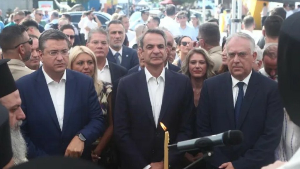 Ο Κυριάκος Μητσοτάκης στην 88η ΔΕΘ – Επισκέπτεται τα περίπτερα της Έκθεσης (pics & vid)