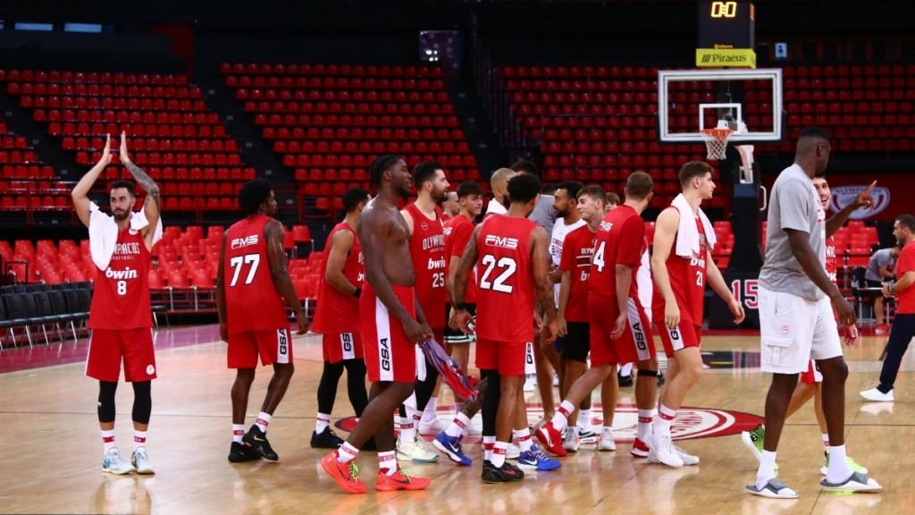 Ολυμπιακός – Ερυθρός Αστέρας 87-83: Φιλική νίκη με ανεπίσημο ντεμπούτο Φουρνιε (pics)