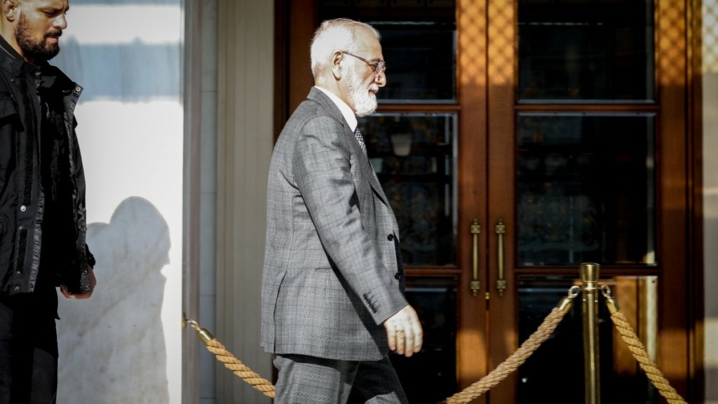 Συναντήθηκε μετά από πέντε χρόνια με τον Λουτσέσκου ο αγνώριστος Ιβάν Σαββίδης