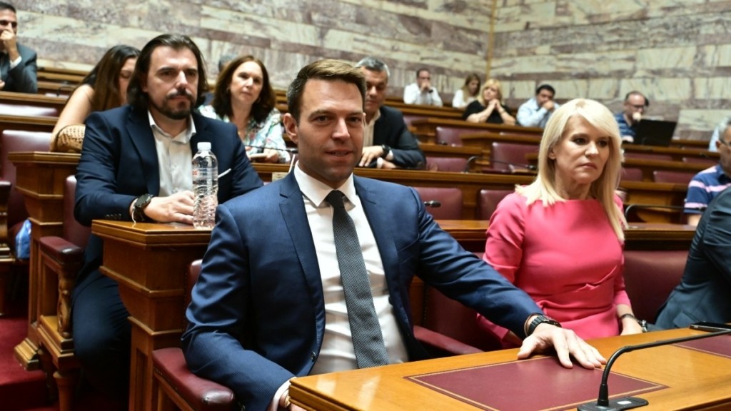 ΣΥΡΙΖΑ – Τζάκρη: Ακολουθήθηκε αντικαταστατική διαδικασία – Ο πρόεδρος παραμένει στην θέση του νομικά