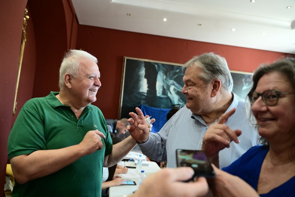 Εκλογές ΠΑΣΟΚ: Συνάντηση Ευάγγελου Βενιζέλου και Χρήστου Πρωτόπαπα