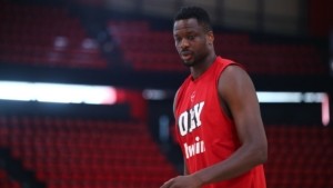 Μουστάφα Φαλ: «Δεν υπάρχουν αντίο στον δρόμο μας» – Το συγκινητικό βίντεο της ΚΑΕ Ολυμπιακός