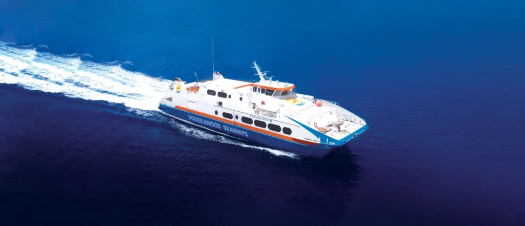 Σάμος: Επιστρέφει εκτάκτως το “Dodekanisos Pride” με 27 επιβάτες στο λιμάνι