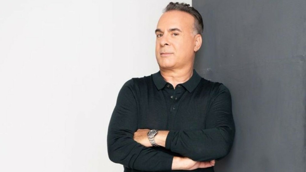 Φώτης Σεργουλόπουλος: Η πρώτη on camera αντίδραση μετά τον γάμο του – Παντρεύτηκε με τον σύντροφό του