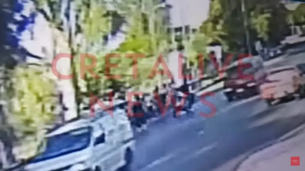 Ηράκλειο: Μηχανή παρέσυρε δάσκαλο μπροστά στα μάτια των μαθητών του