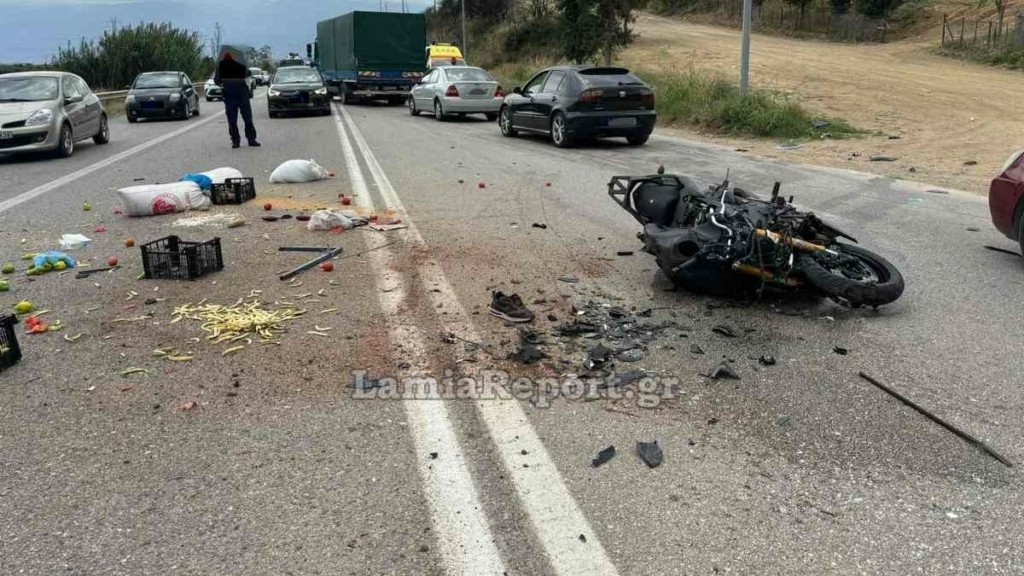 Λαμία: Τραγωδία με νεκρό 45χρονο μοτοσικλετιστή σε τροχαίο – Ήταν γιατρός και πατέρας τεσσάρων παιδιών (vid+pics)