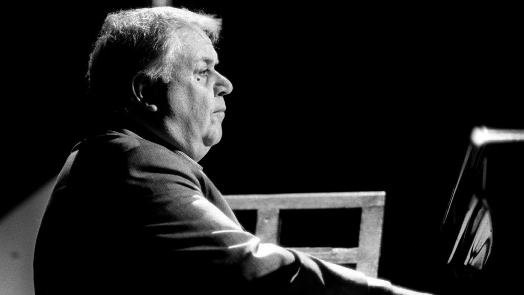 «30 τραγούδια του Μάνου» – Μουσικό αφιέρωμα στον Μάνο Χατζηδάκι