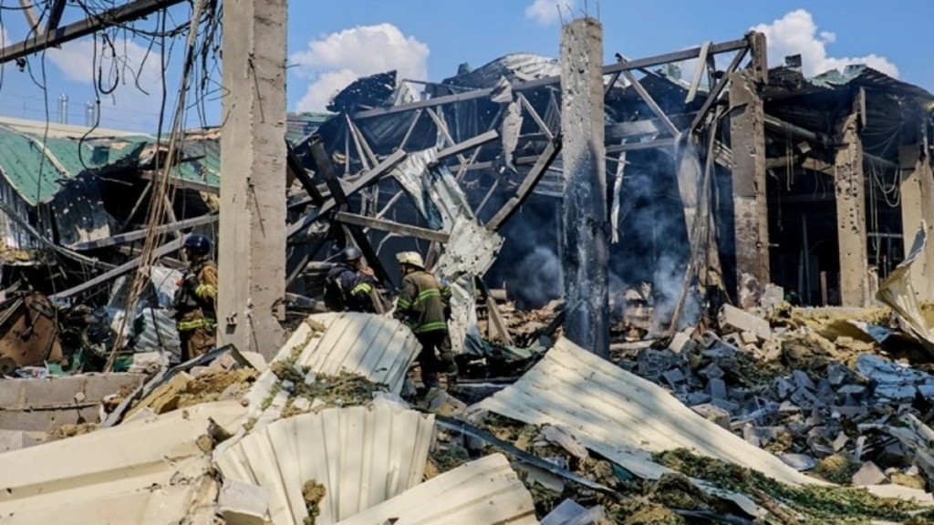 Ουκρανία: Ένας νεκρός και τουλάχιστον 9 τραυματίες από επιθέσεις με μη επανδρωμένα αεροσκάφη στο Χάρκοβο