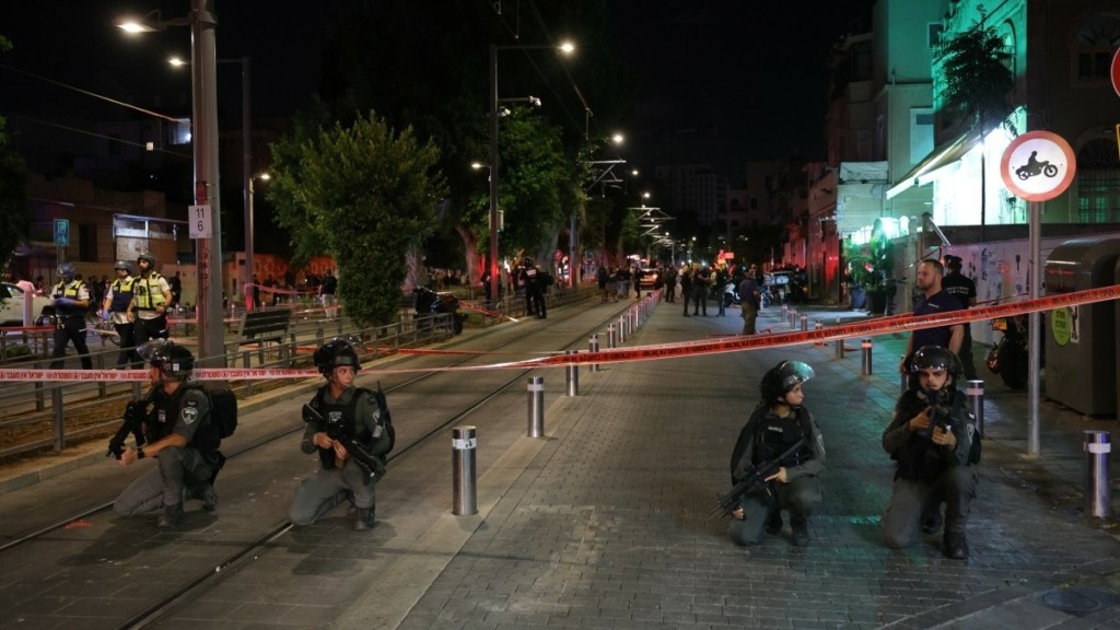 Τελ Αβίβ: Η Χαμάς ανέλαβε την ευθύνη για την τρομοκρατική επίθεση με 7 νεκρούς