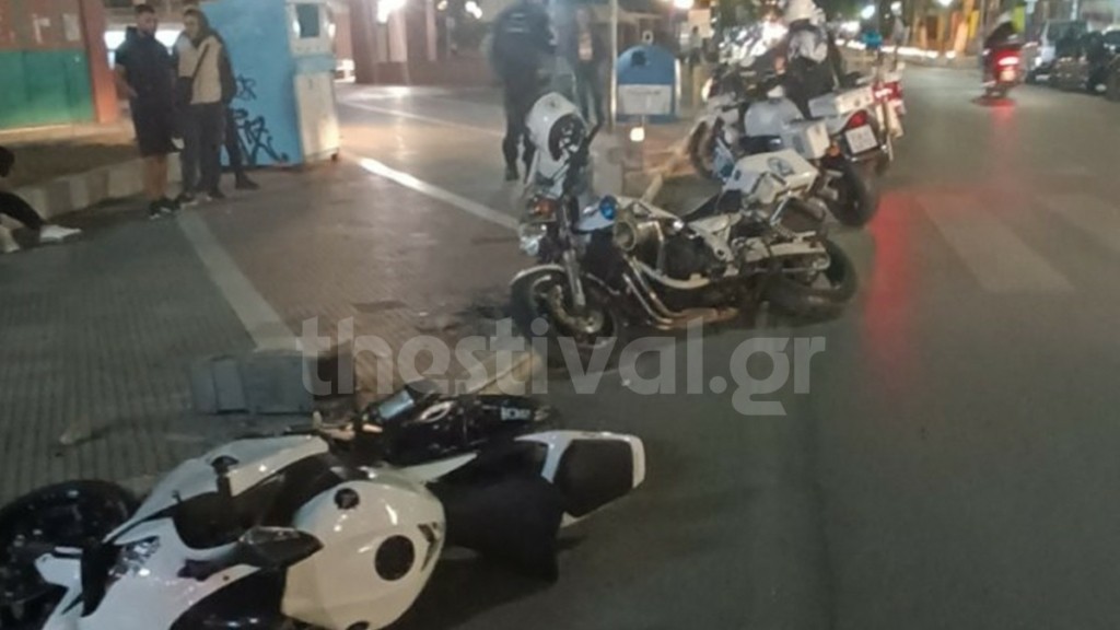 Θεσσαλονίκη: Καρφώθηκε με τη μηχανή του σε δικυκλιστή της Ομάδας Ζ – Μεταφέρθηκε στο νοσοκομείο αστυνομικός