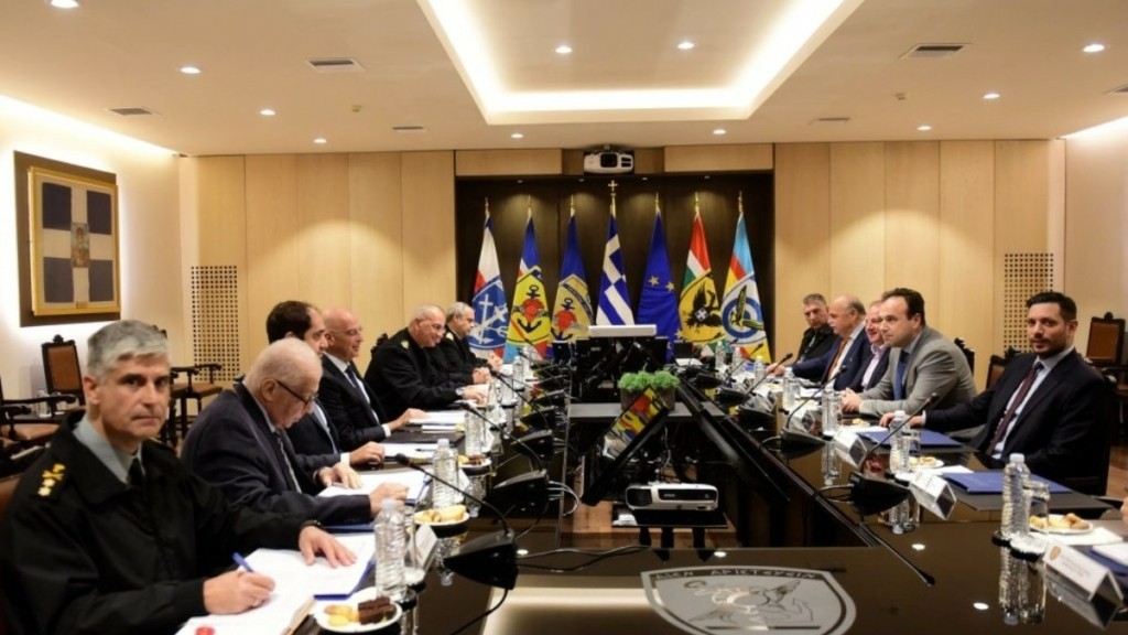 Σύσκεψη για θέματα δορυφορικών επικοινωνιών των Ενόπλων Δυνάμεων στο υπουργείο Εθνικής Άμυνας