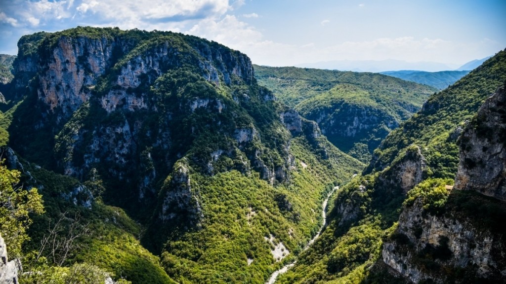 Ζαγόρι: Τραυματισμός 64χρονης πεζοπόρου στην περιοχή Μπελόη Βραδέτου