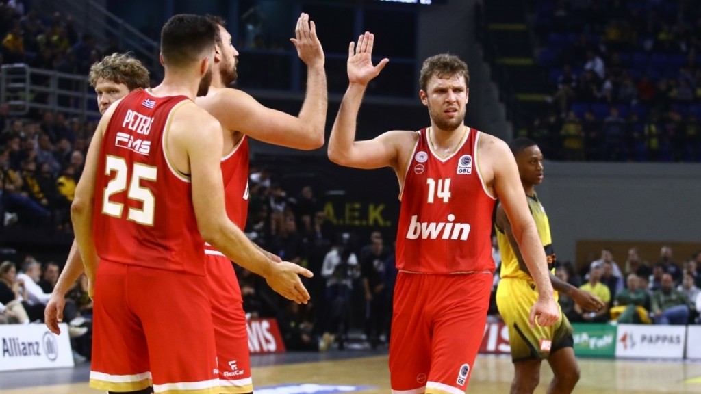 ΑΕΚ – Ολυμπιακός 77-96: Νίκησε και πλέον το μυαλό στο ΟΑΚΑ