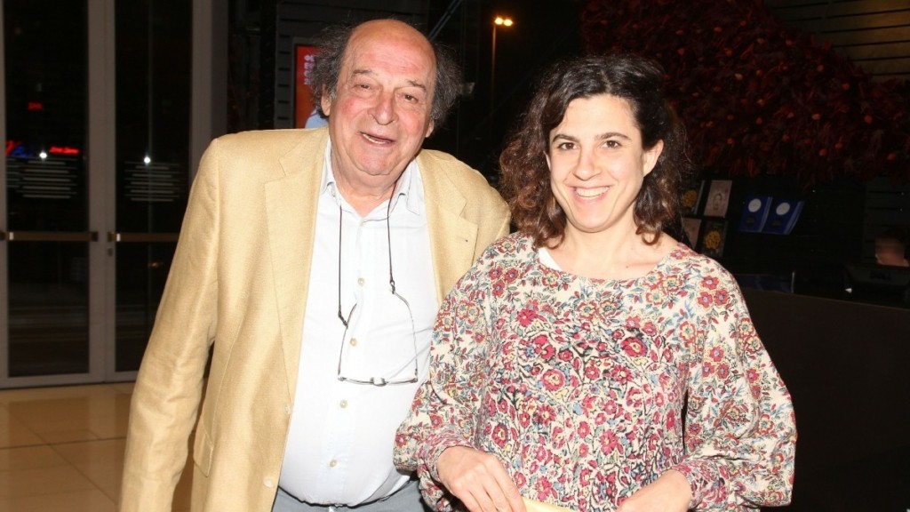 Μανούσος Μανουσάκης: Όταν είχε “φρικάρει” με την κόρη του, Κλεώνη – Οι φωτογραφίες που κρεμιέται ανάποδα